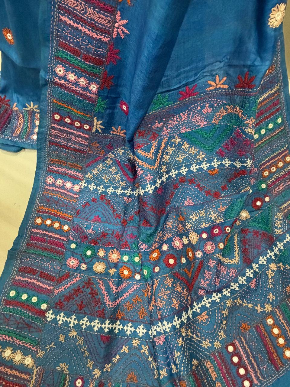Premium Tussar Saree with Authentic Lambani Hand Embroidery - Image 2